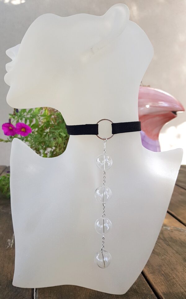 Circle black choker with clear glass bubbles and earrings set - Image 7