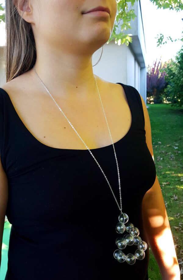 Clear glass bubble spiral-shaped necklace and earrings set - Image 3